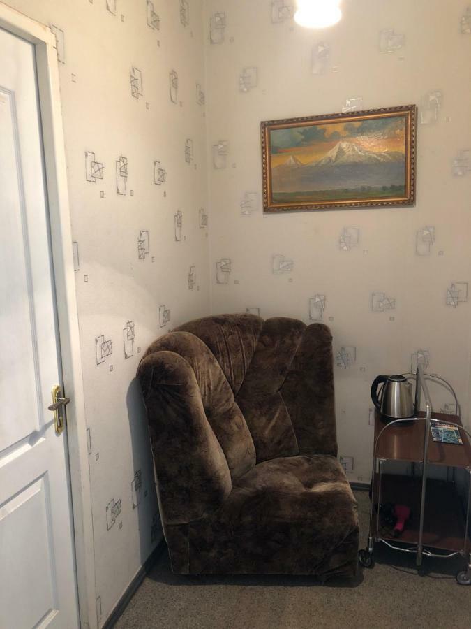 Second Room Ереван Екстериор снимка